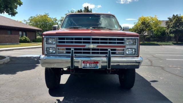 1986 Chevrolet Suburban Silverado - Trailering Special - photo 7