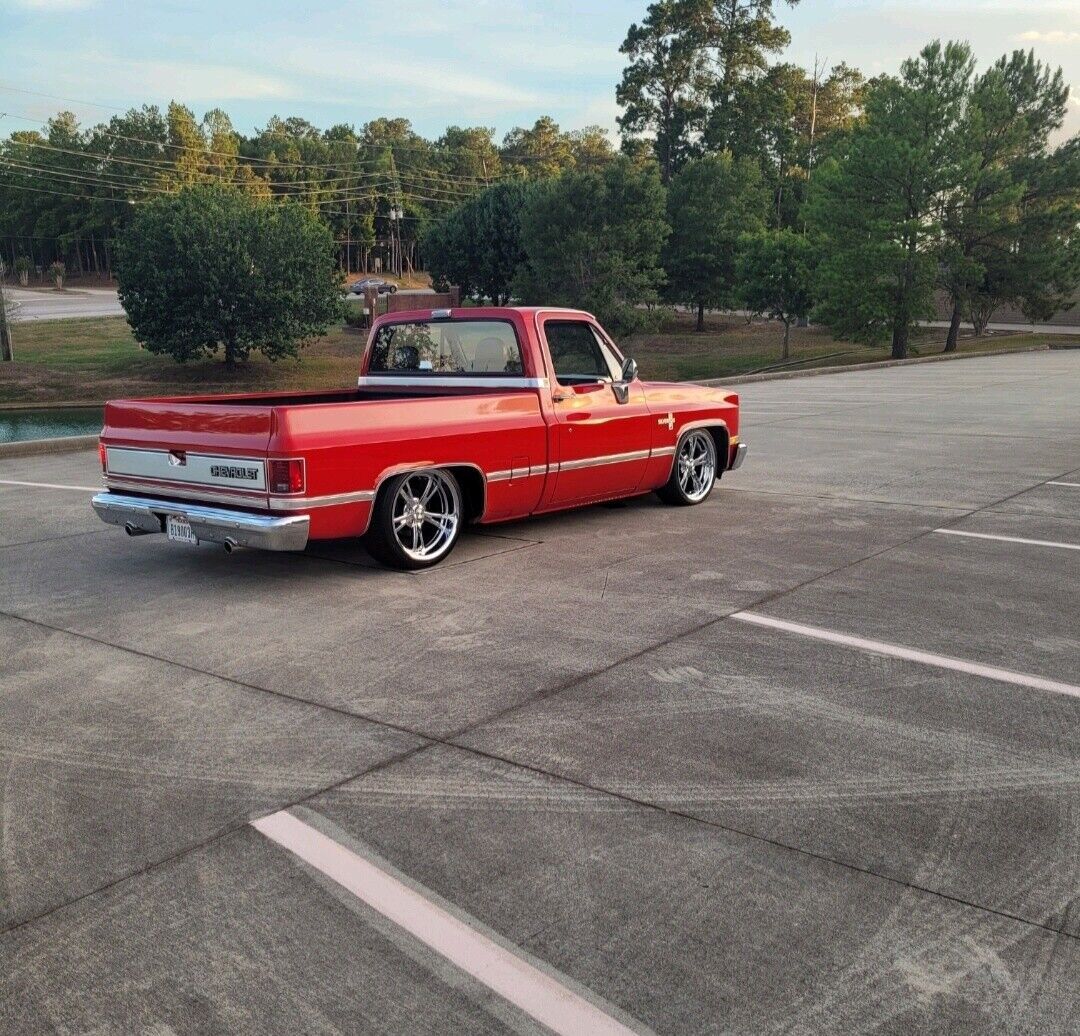 1986 Chevrolet C-10 - photo 2