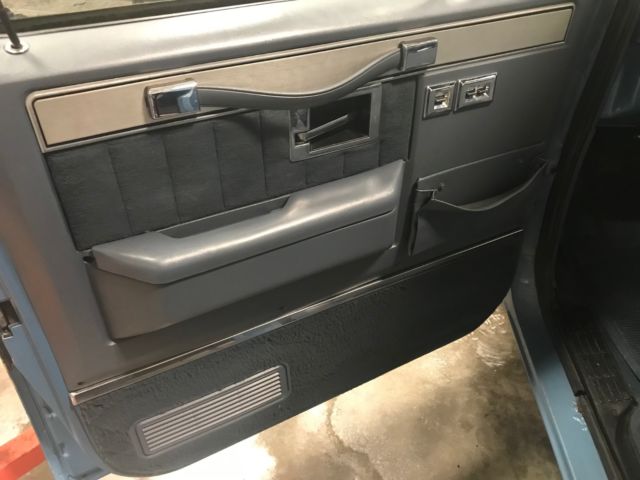1986 Chevrolet C-10 Silverado - photo 4