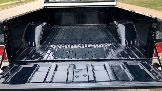 1986 Chevrolet C-10 -- - photo 5