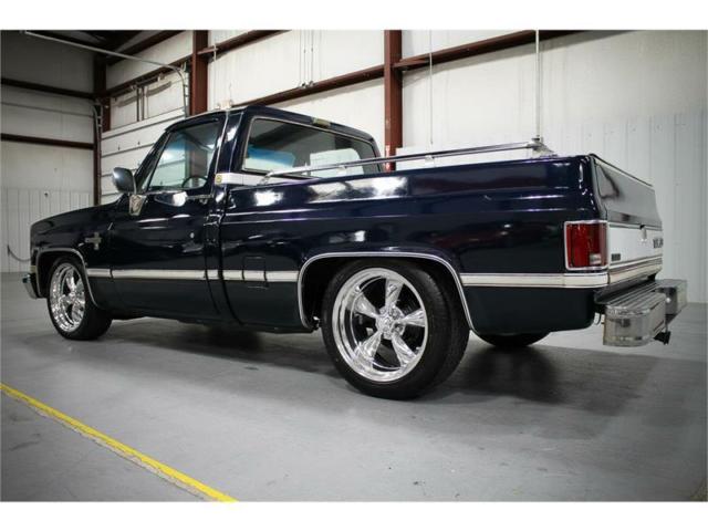 1986 Chevrolet C-10 -- - photo 3