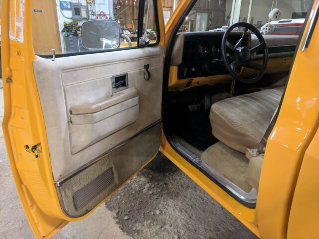 1986 Chevrolet C-10 Custom Deluxe - photo 11