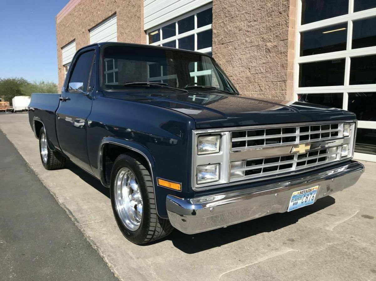 1986 Chevrolet C10 Pickup 1986 Chevrolet C-10