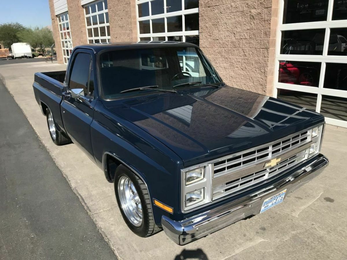1986 Chevrolet C-10 - photo 2