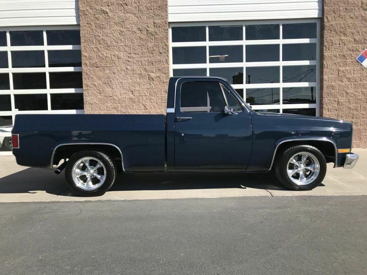 1986 Chevrolet C-10 - photo 3