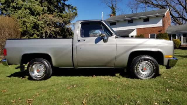 1986 Chevrolet C-10 - photo 2