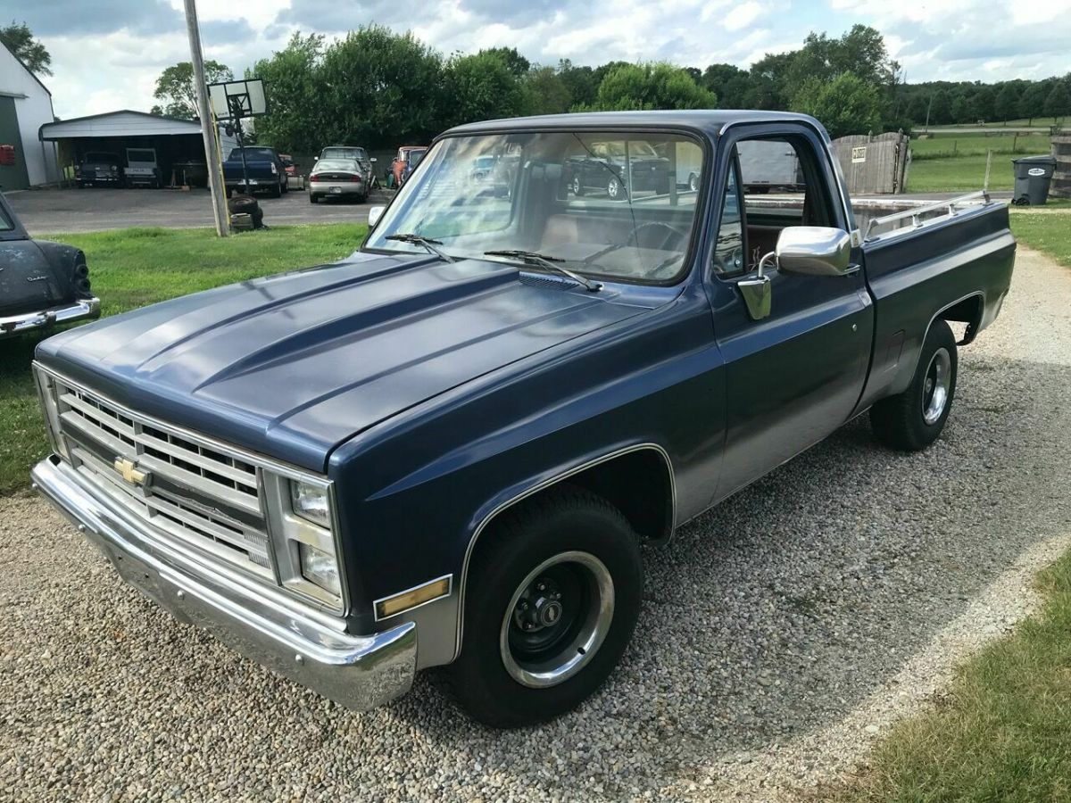 1986 Chevrolet Other Pickups SHORT BED - photo 2