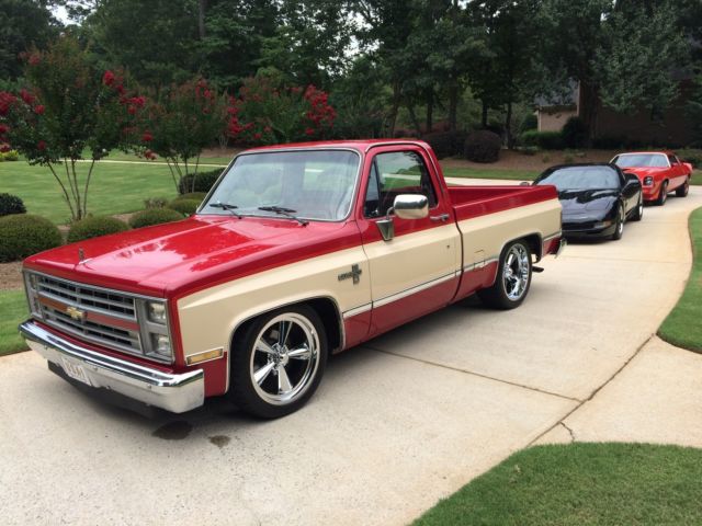 1986 Chevrolet C-10 Custom Standard Cab Pickup 2-Door - photo 4
