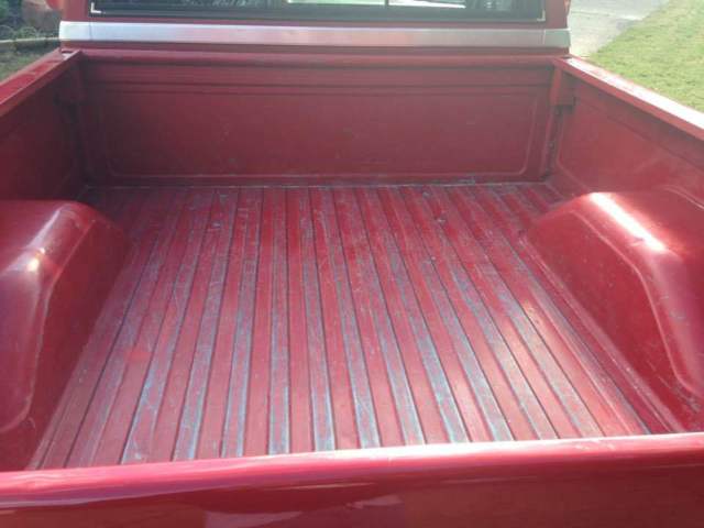 1986 Chevrolet C-10 Silverado Standard Cab Pickup 2-Door - photo 10