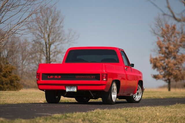 1986 Chevrolet C10 Square Body Custom Shortbed Pickup Truck Frame-Off Restore - photo 11
