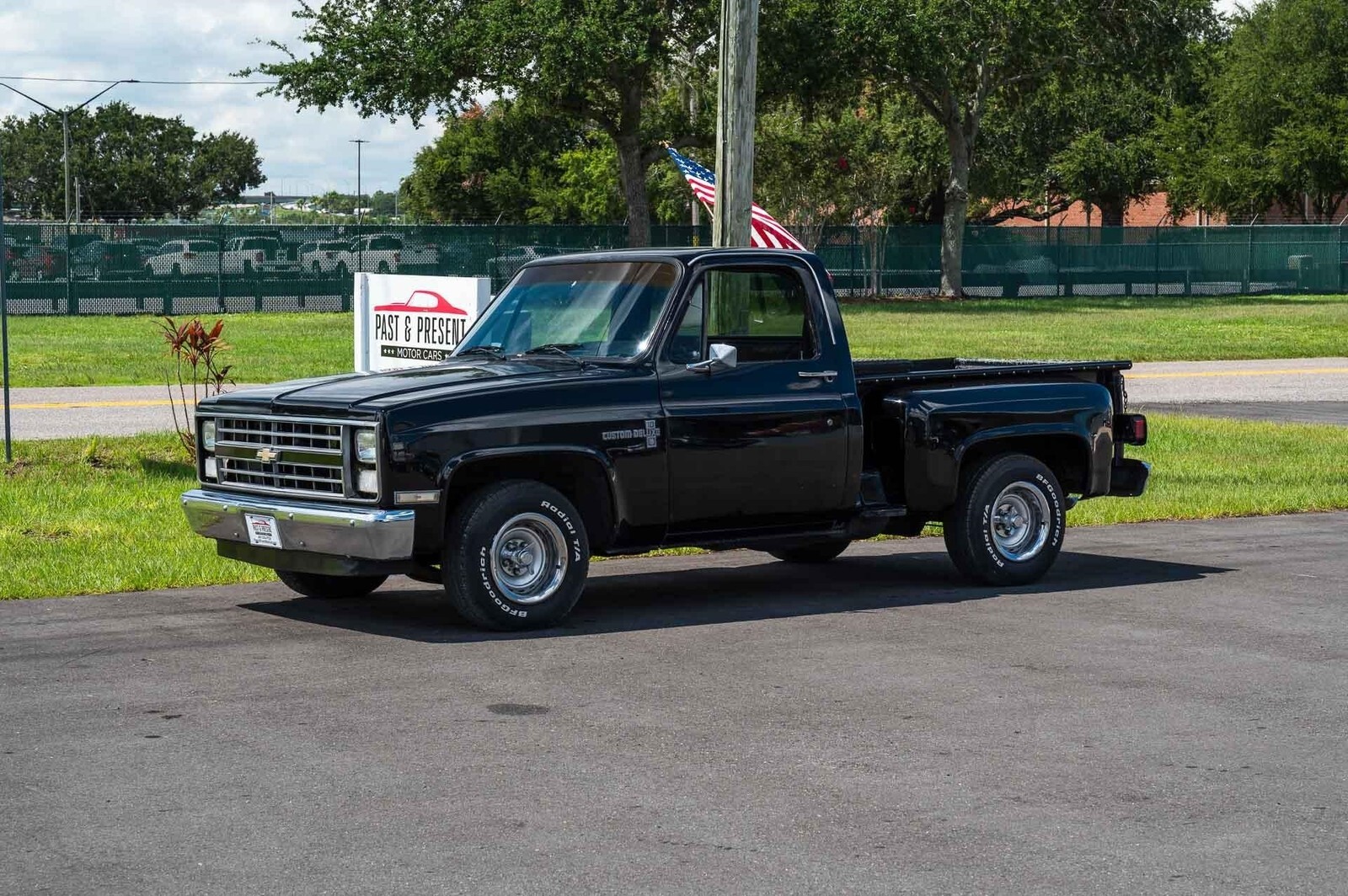 1986 Chevrolet C-10 Step Side Pickup, Crate Engine - photo 11