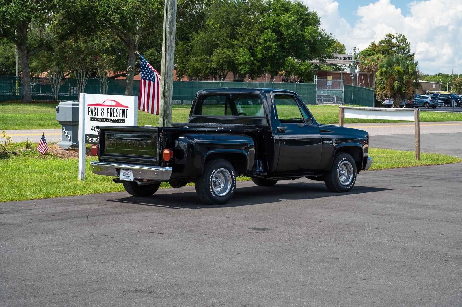 1986 Chevrolet C-10 Step Side Pickup, Crate Engine - photo 6