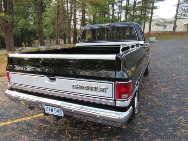 1986 Chevrolet C-10 Silverado Standard Cab Pickup 2-Door - photo 4