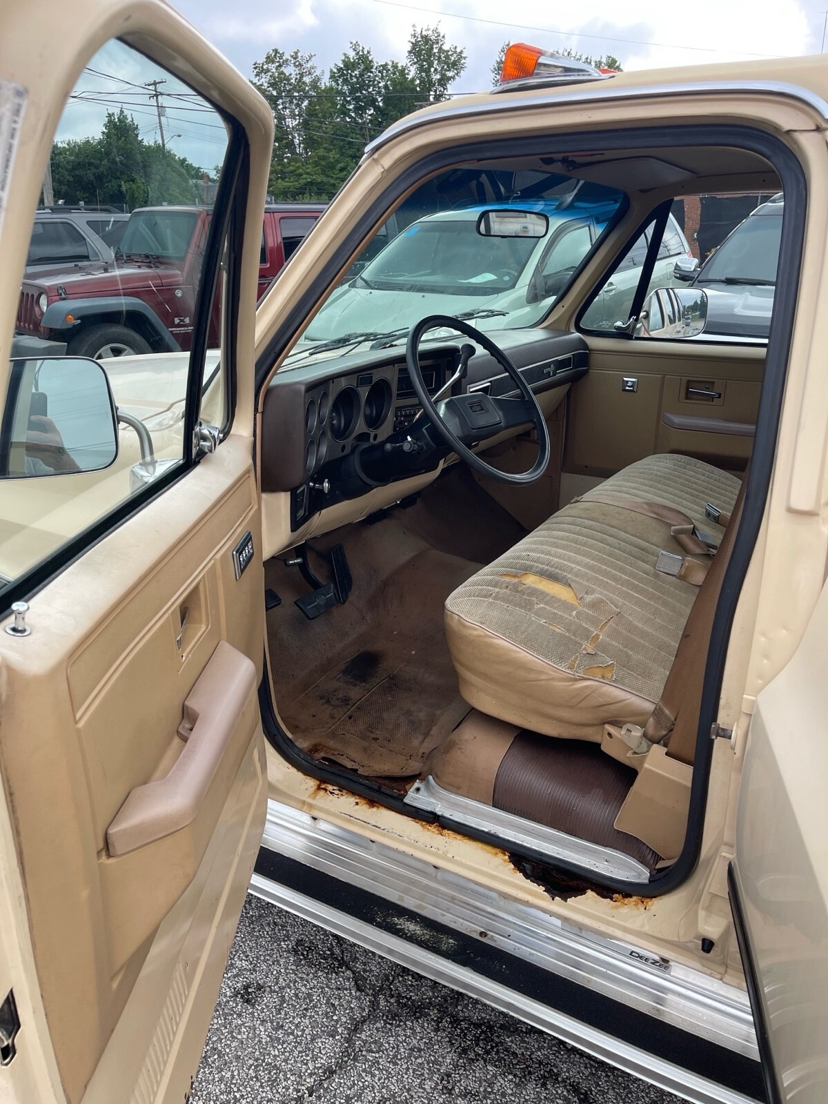 1986 Chevrolet Suburban C2 - photo 8