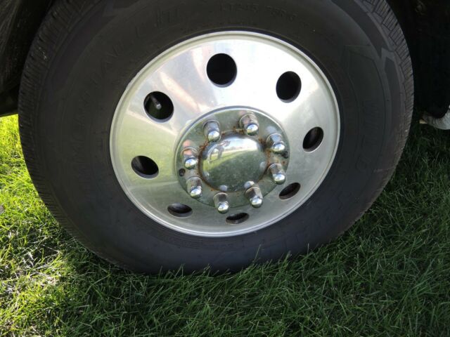 1986 Chevrolet Silverado 3500 base - photo 10