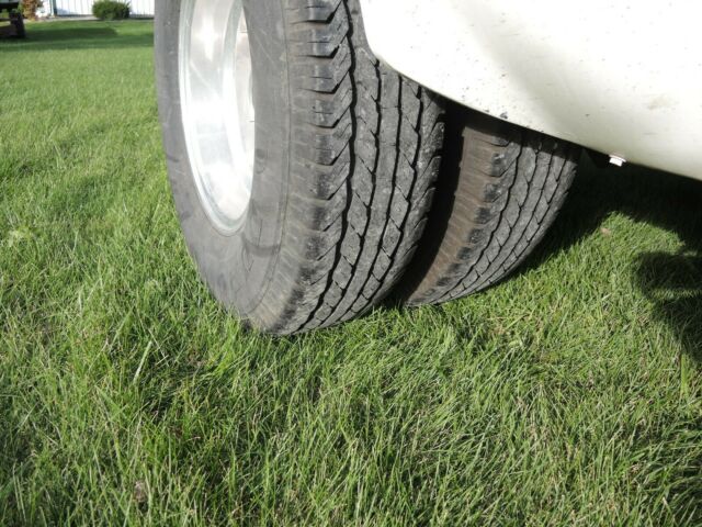 1986 Chevrolet Silverado 3500 base - photo 12
