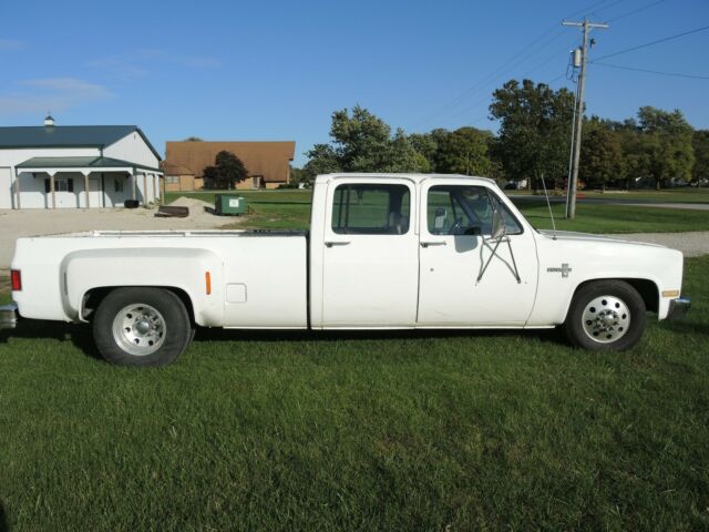 1986 Chevrolet Silverado 3500 base - photo 6