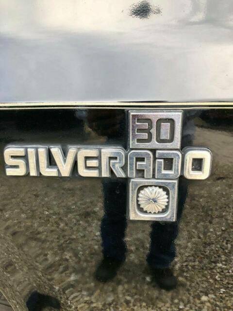 1986 Chevrolet C/K Pickup 3500 C30 SILVERADO - photo 5