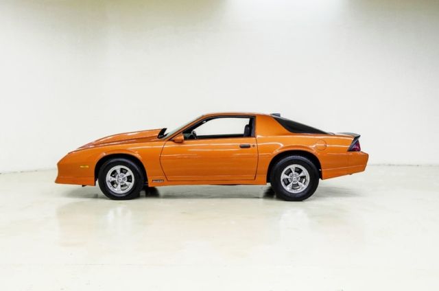 1986 Chevrolet Camaro -- - photo 3