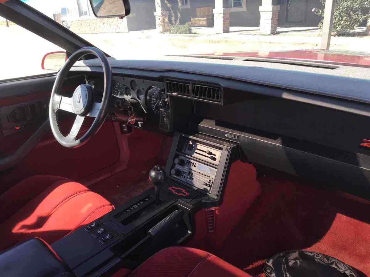 1986 Chevrolet Camaro - photo 9