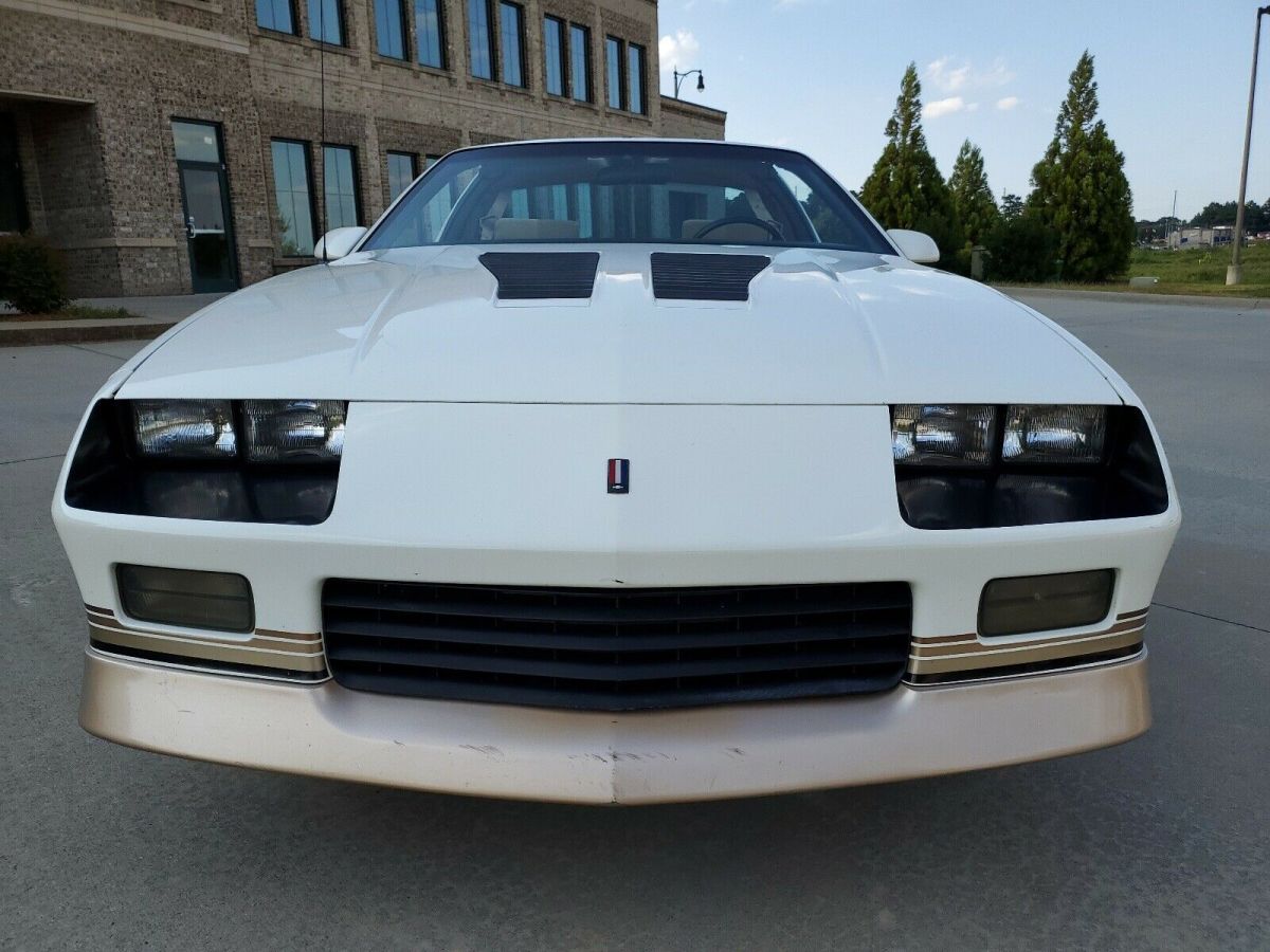 1986 Chevrolet Camaro - photo 10
