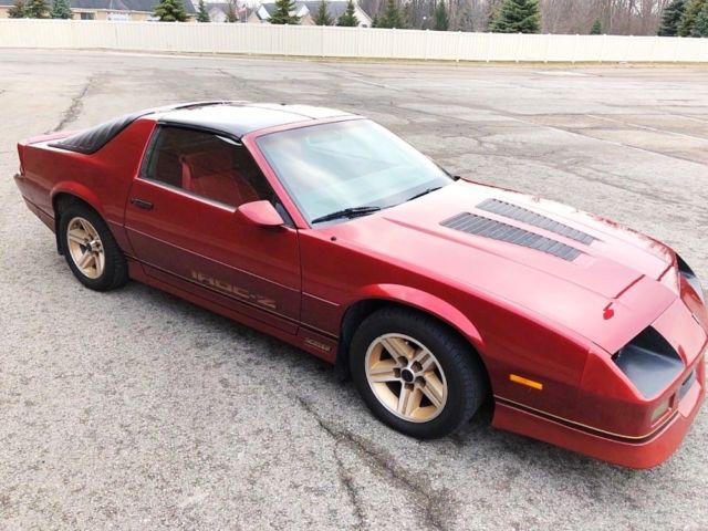 1986 Chevrolet Camaro -IROC Z/28-1 OWNER-Only 34,569 ORIGINAL MILES-T-TO - photo 2