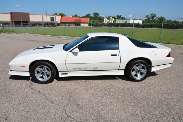 1986 Chevrolet Camaro IROC Z Z28 - photo 10