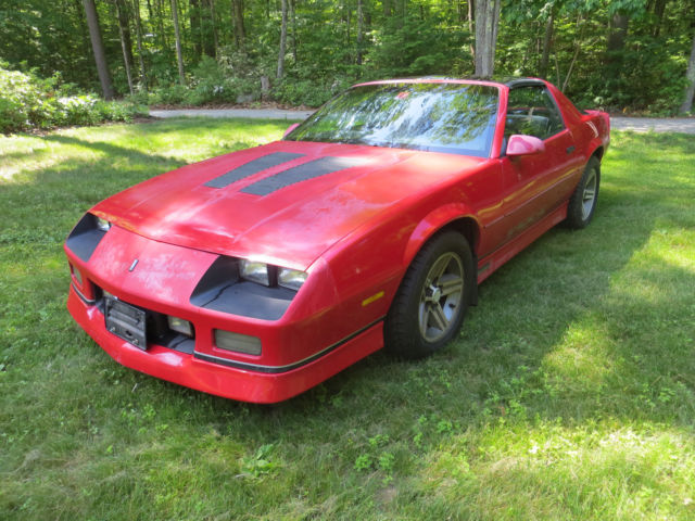 1986 Chevrolet Camaro IROC Z - NO RESERVE AUCTION 1986 Chevrolet Camaro