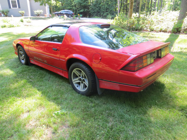 1986 Chevrolet Camaro - photo 2