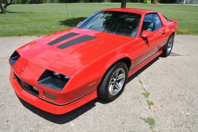 1986 Chevrolet Camaro Z28 - photo 2
