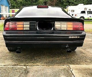 1986 Chevrolet Camaro IROC Z/28 - photo 2