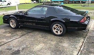 1986 Chevrolet Camaro IROC Z/28 - photo 4