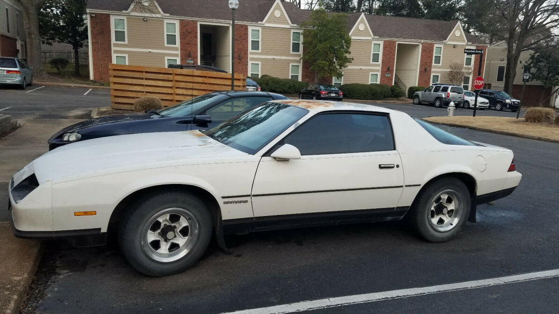 1986 Chevrolet Camaro - V - 5 Speed - 87000 miles - rare copper interior color 1986 Chevrolet Camaro