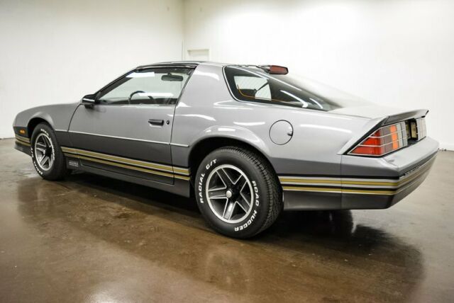 1986 Chevrolet Camaro Z/28 - photo 5