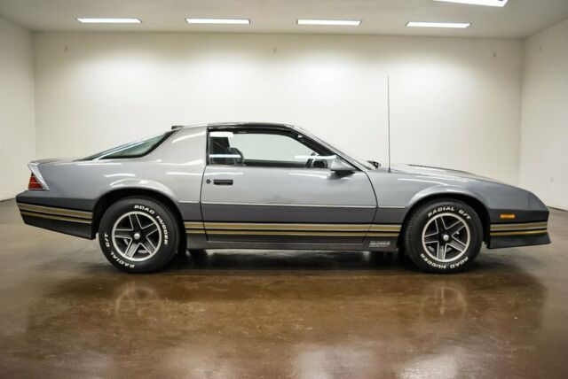 1986 Chevrolet Camaro Z/28 - photo 8