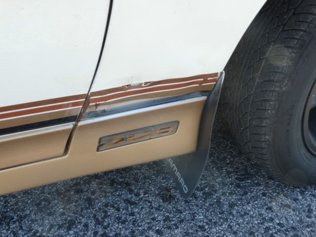 1986 Chevrolet Camaro - photo 8
