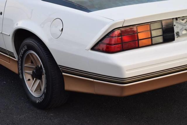 1986 Chevrolet Camaro Z28 - photo 11