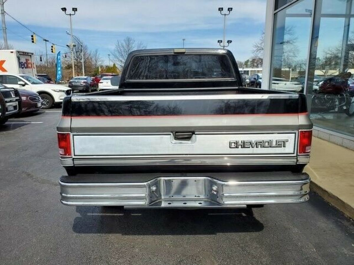 1986 Chevrolet C-10 - photo 6