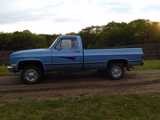 1986 Chevrolet C/K 10 K10 - Low miles and No Rust - Grandpa's Old Truck 1986 Chevrolet C/K Pickup 1500 Custom Deluxe
