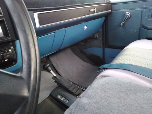 1986 Chevrolet C/K Pickup 1500 Custom Deluxe - photo 12