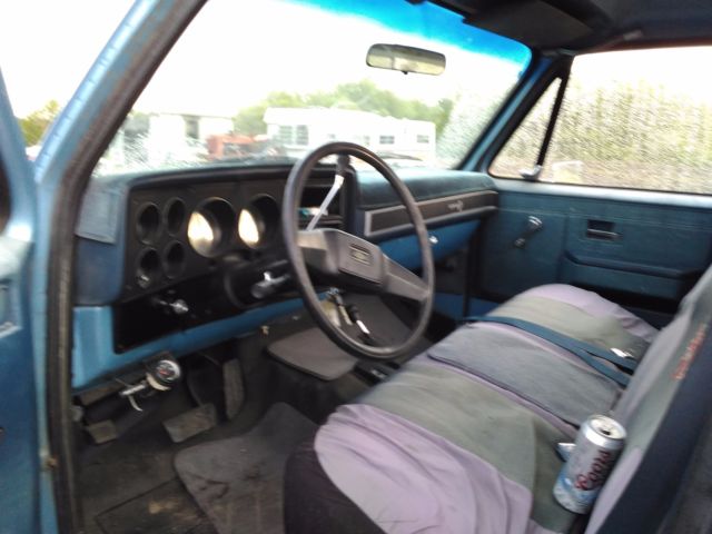 1986 Chevrolet C/K Pickup 1500 Custom Deluxe - photo 13