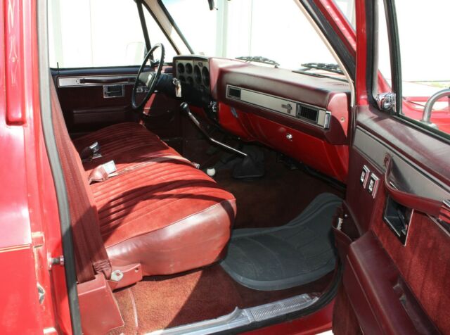 1986 Chevrolet Silverado 3500 - photo 11