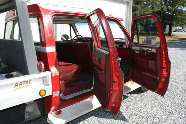 1986 Chevrolet Silverado 3500 - photo 9