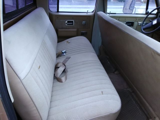 1986 Chevrolet C/K Pickup 3500 Silverado C3500 Crew Cab Dually - photo 11