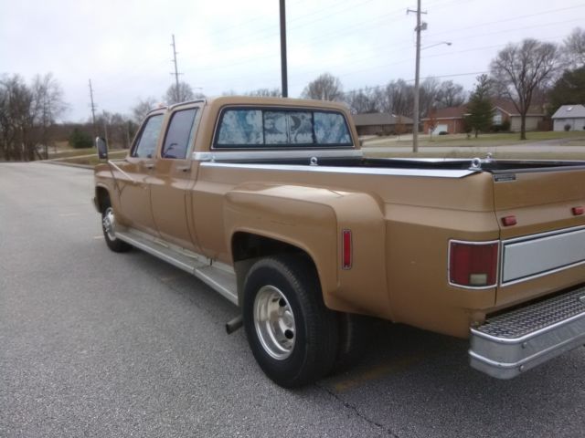 1986 Chevrolet C/K Pickup 3500 Silverado C3500 Crew Cab Dually - photo 4
