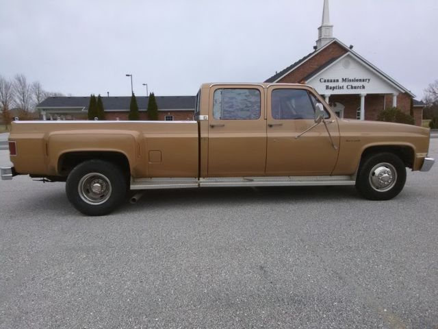 1986 Chevrolet C/K Pickup 3500 Silverado C3500 Crew Cab Dually - photo 7