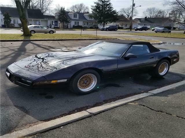 1986 Chevrolet Corvette 18000 ORIGINAL MILES 1986 Chevrolet Corvette --