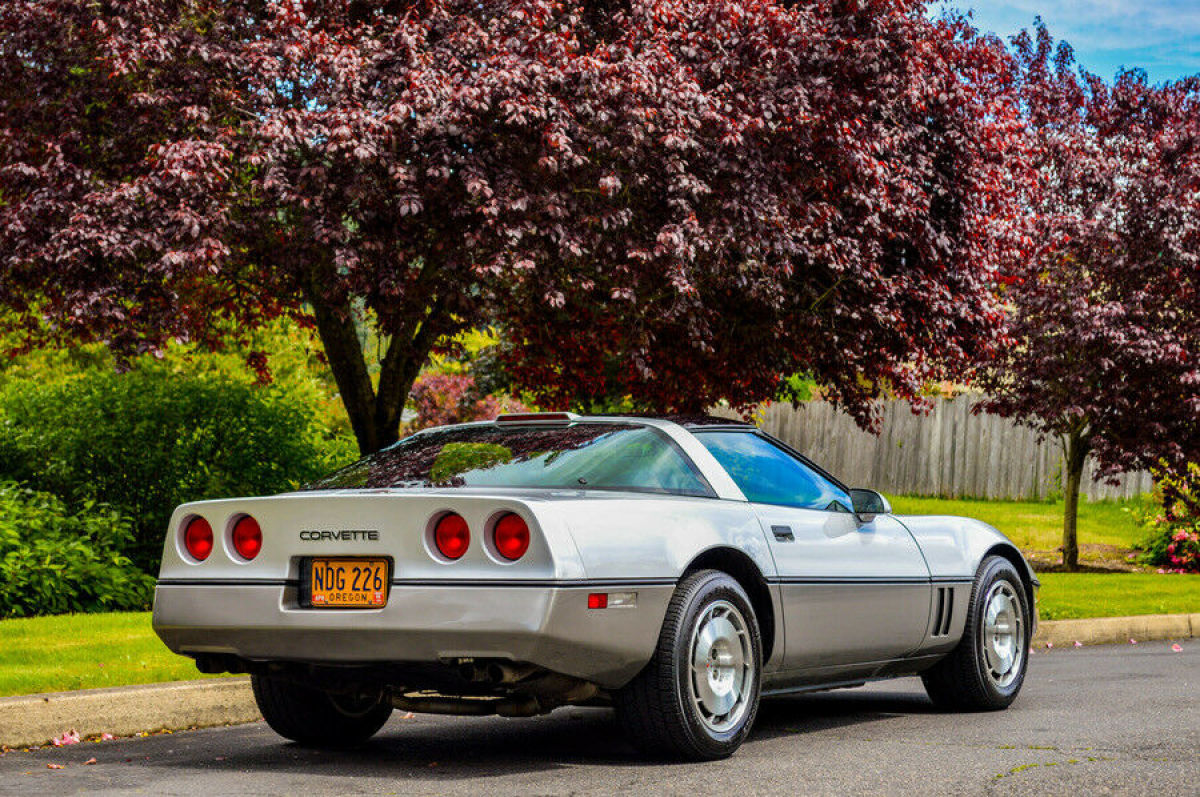 1986 Chevrolet Corvette - photo 9