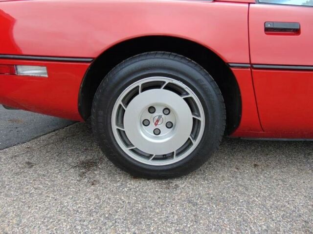 1986 Chevrolet Corvette Base 2dr Hatchback - photo 10