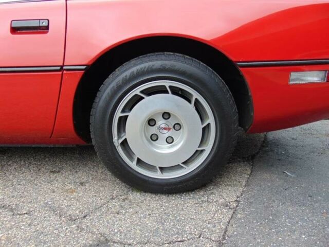 1986 Chevrolet Corvette Base 2dr Hatchback - photo 11